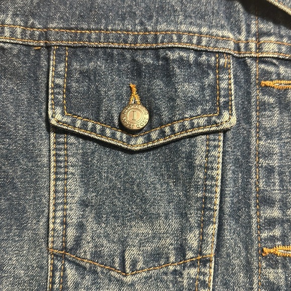 IZOD - Denim Jacket - Medium - Picture 4 of 6